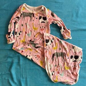 Little sleepies; Newborn gown; Farm Animals